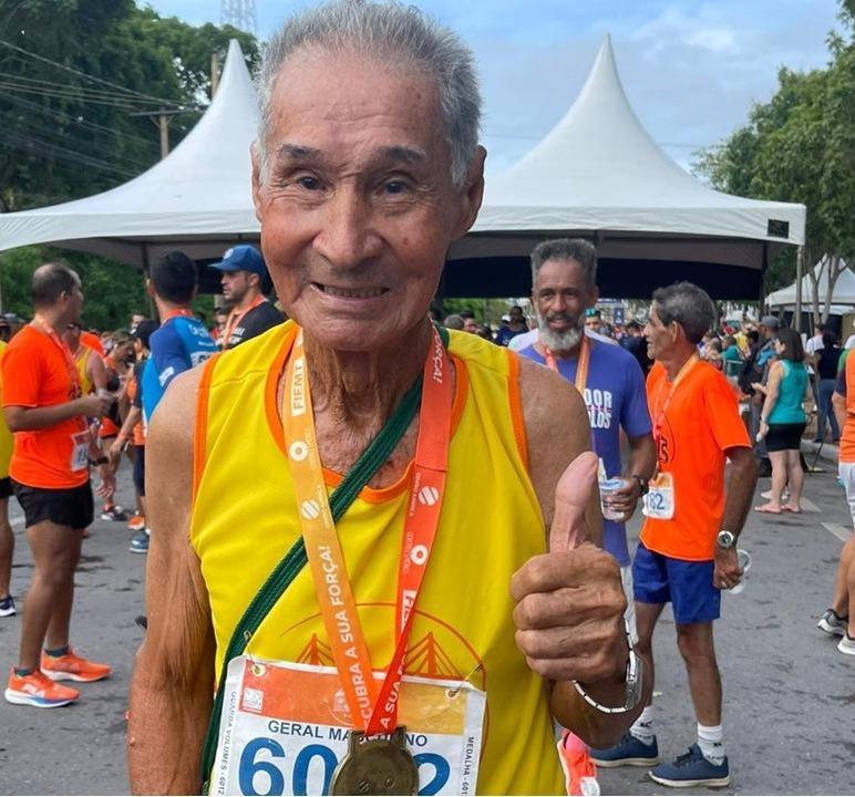 Aos 99 anos, atleta conclui os 10 km da Corrida de Reis 2024: 'minha maior satisfação'