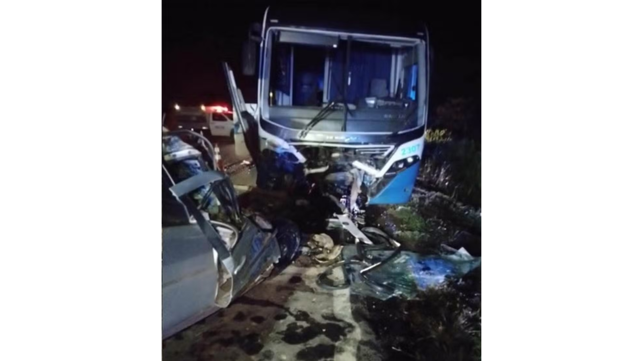 Funcionário de funerária que transportava corpo morre em acidente na BR-163 em MT