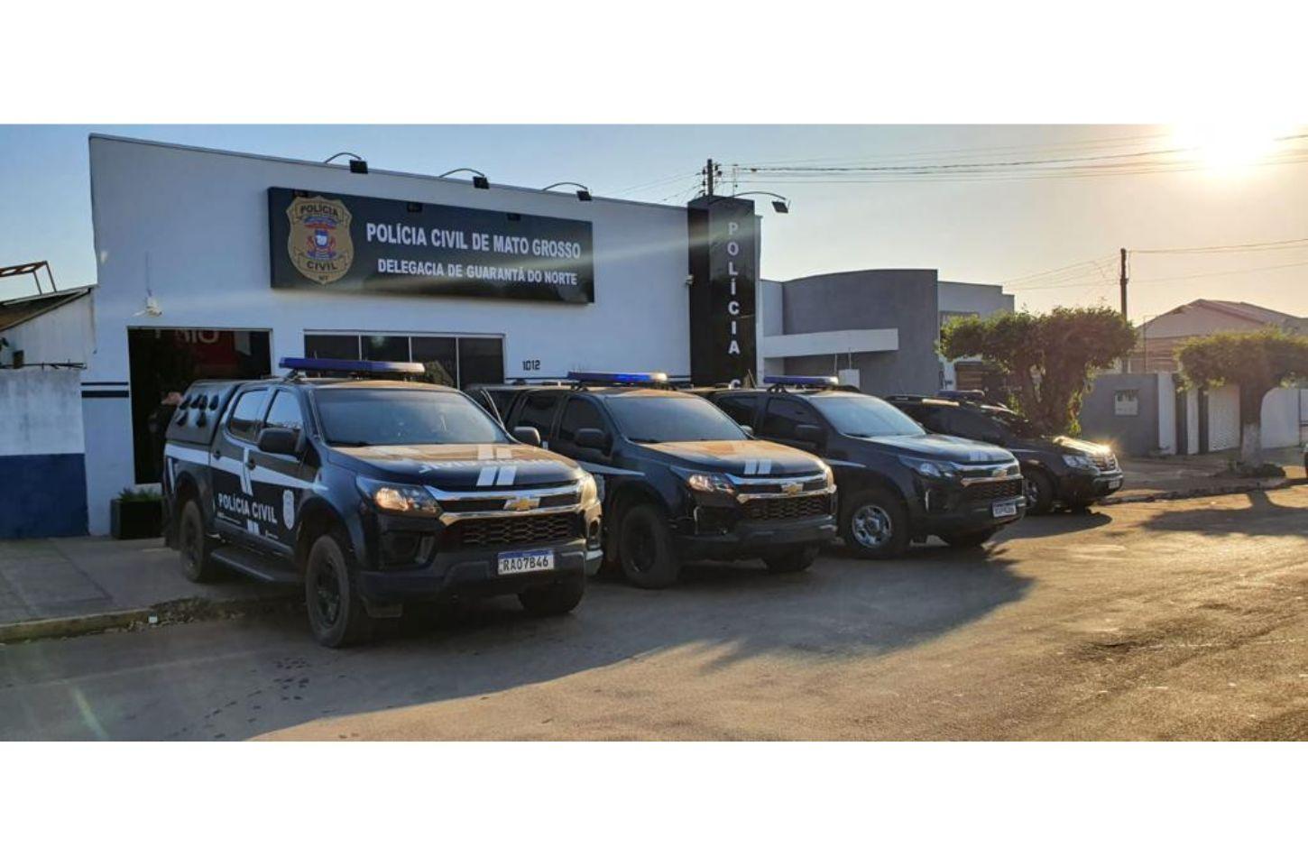 Polícia Civil prende jovem e apreende dois adolescentes por homicídio