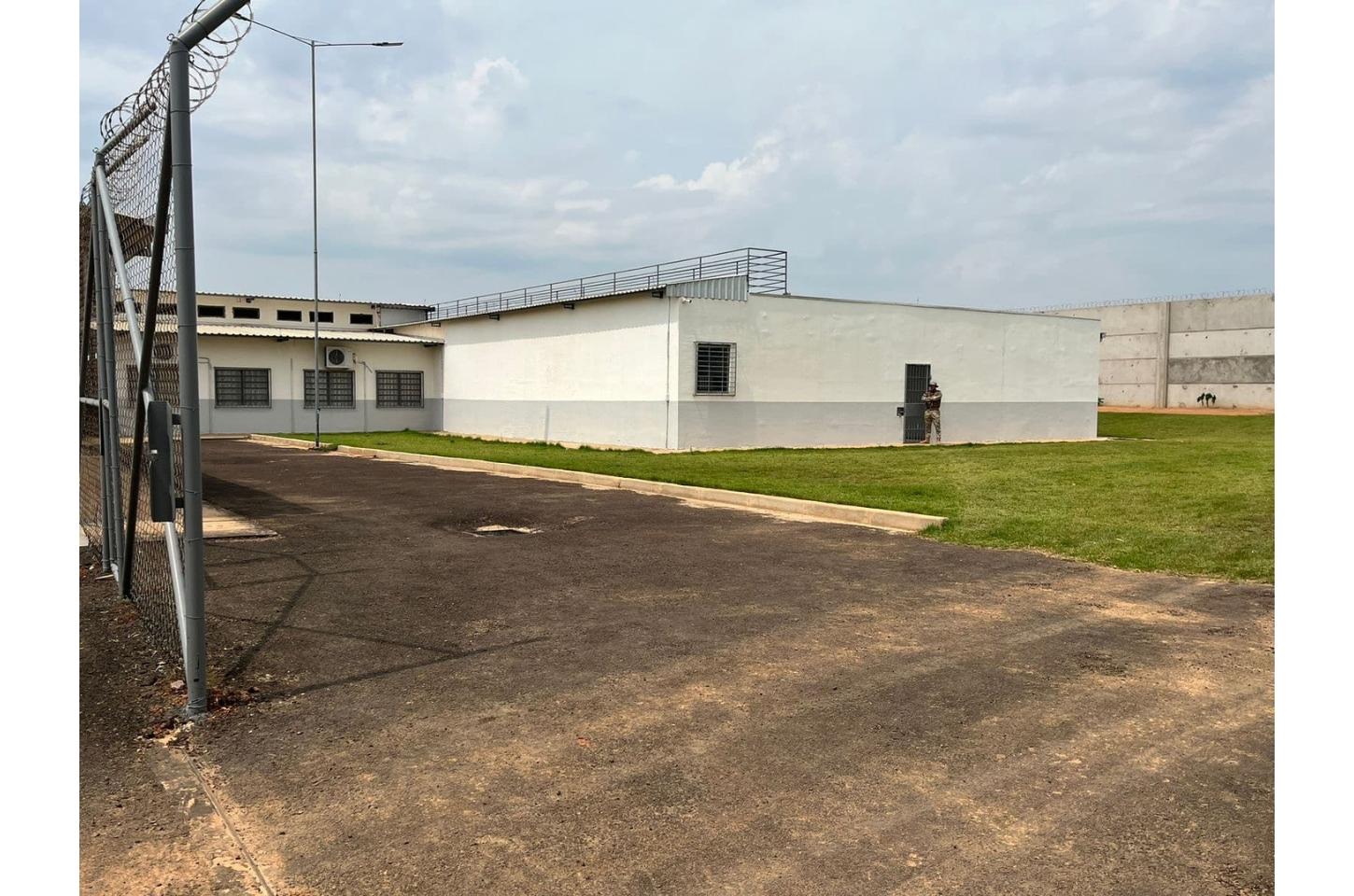 Sinop: mulher é presa ao entrar no Socioeducativo com drogas na genitália e tentar entregar para o filho