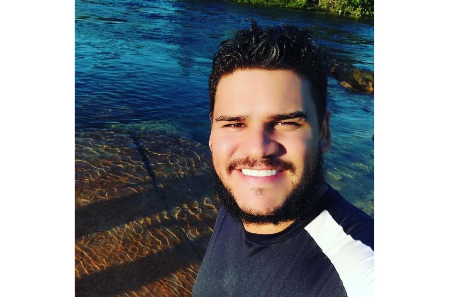 Morre vendedor de balões que teve pernas amputadas após explosão de cilindro de gás hélio em MT