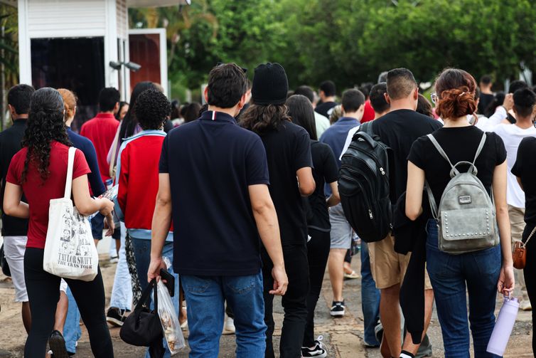 MTE lança cursos profissionalizantes para quem não tem o ensino básico