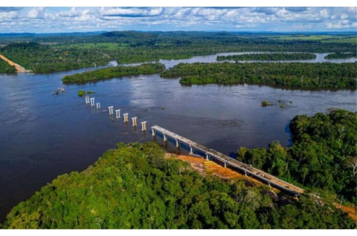 Obras da maior ponte de MT que beneficiará cidades no Nortão chegam a 43%