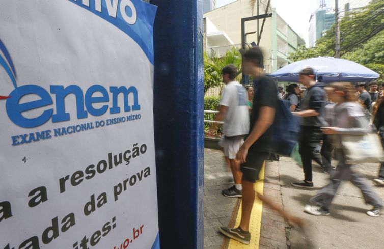 Prazo para pedir isenção da inscrição no Enem começa nesta segunda