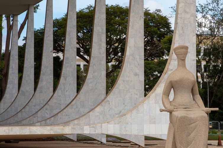 STF: aposentado não precisa devolver dinheiro da revisão da vida toda