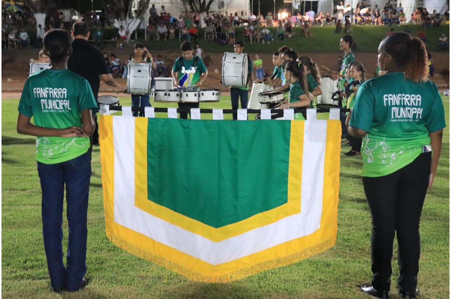 Ato Cívico marca celebração do aniversário de Terra Nova do Norte com apresentação da Fanfarra Municipal