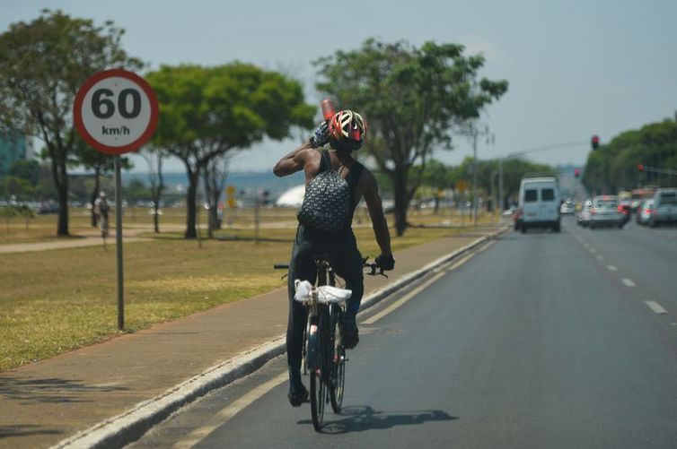 Produção de bicicletas em abril é 21,6% superior à de março 