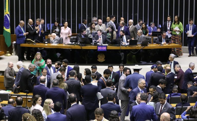 Câmara pode votar nesta segunda-feira projeto sobre liberação de recursos para enfrentamento de calamidade pública
