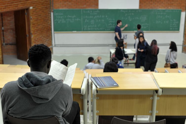 Coleta de dados do Censo Superior 2024 termina nesta quarta-feira