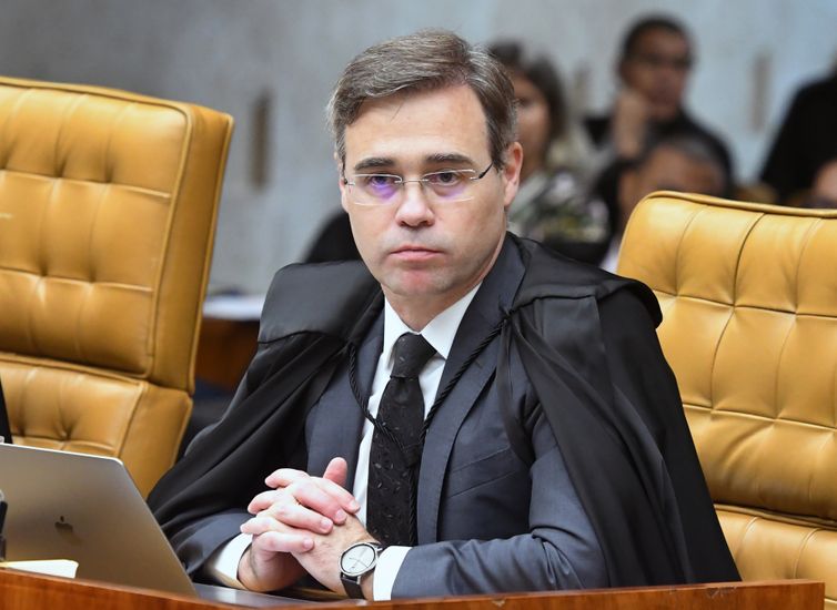 Mendonça vota a favor da revisão da vida toda no STF 