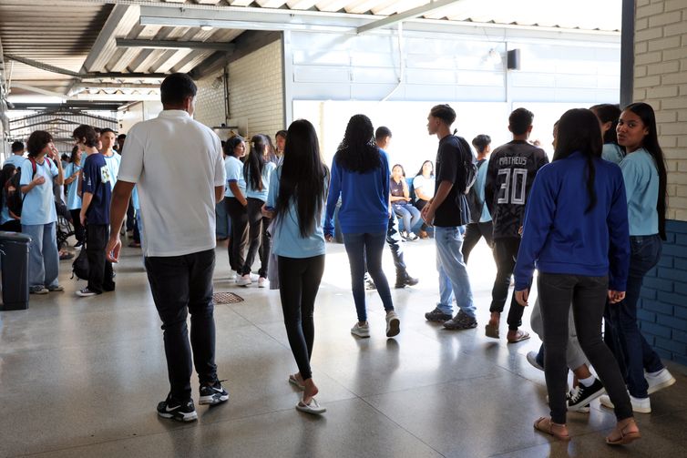 Pé-de-Meia: nascidos em julho e agosto recebem hoje parcela de R$ 200