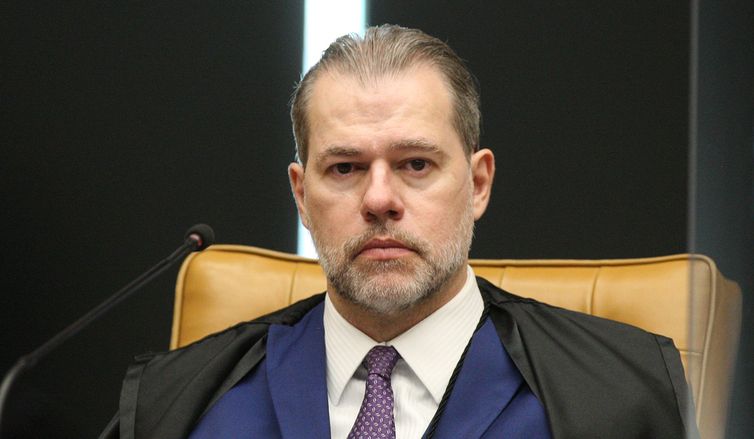 Toffoli suspende prescrição de ações de ressarcimento a aposentados