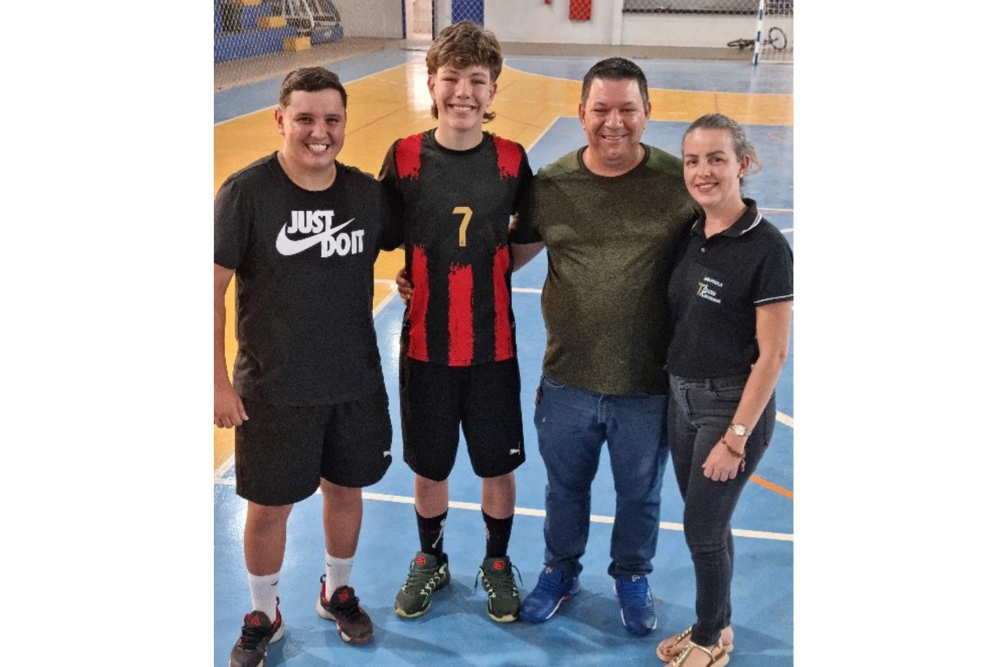 Atleta de Terra Nova é convocado para a Seleção Mato-grossense de Handebol e disputará o Brasileiro em Guarapuava - PR
