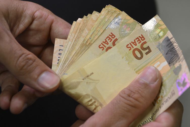 Caixa paga Bolsa Família a beneficiários com NIS de final 3