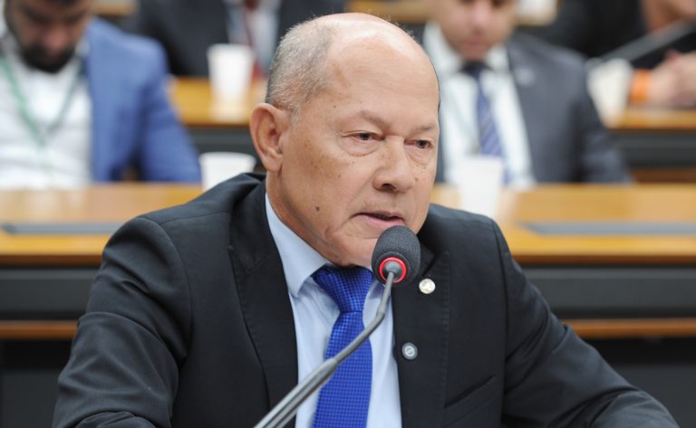 Comissão aprova garantia de sala reservada em IMLs para atendimento de idoso que sofreu violência