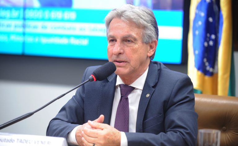 Comissão aprova inclusão de questões de gênero, raça e etnia na política urbana