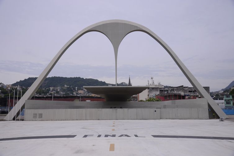 Justiça decide que Sambódromo pertence à prefeitura do Rio