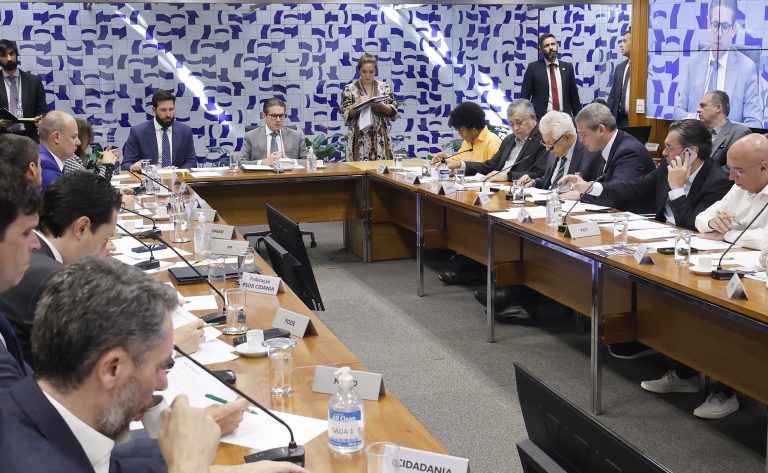 Licenciamento ambiental será votado na próxima semana, definem líderes