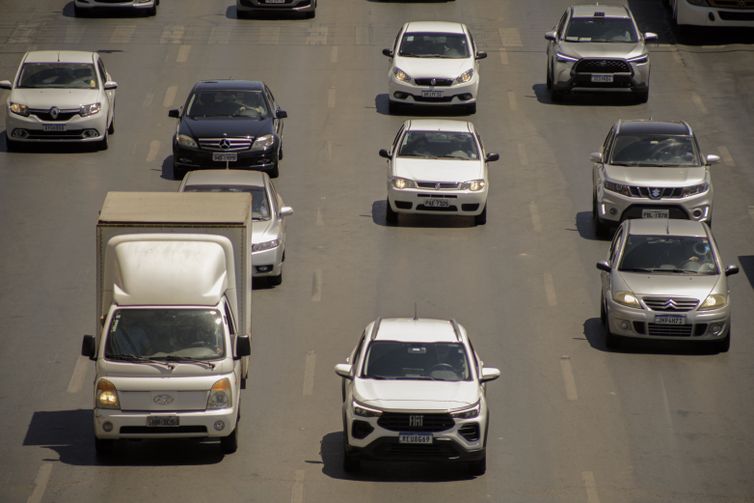  Montadoras credenciam carros compactos para obter IPI Zero