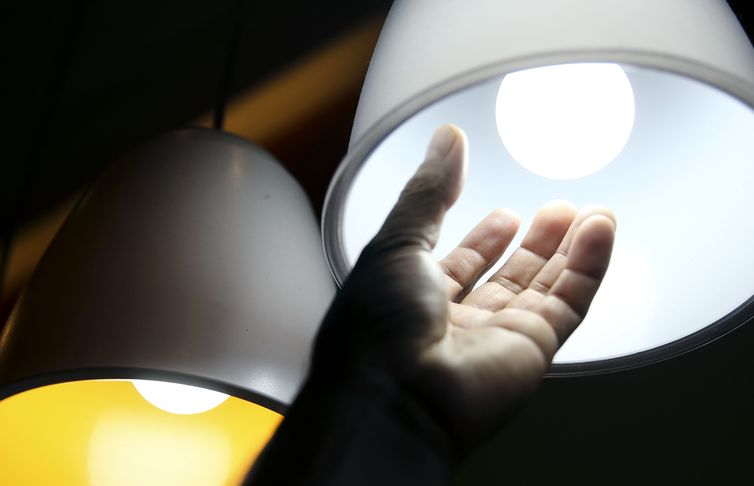 ONS defende volta do horário de verão para suprir demanda de energia