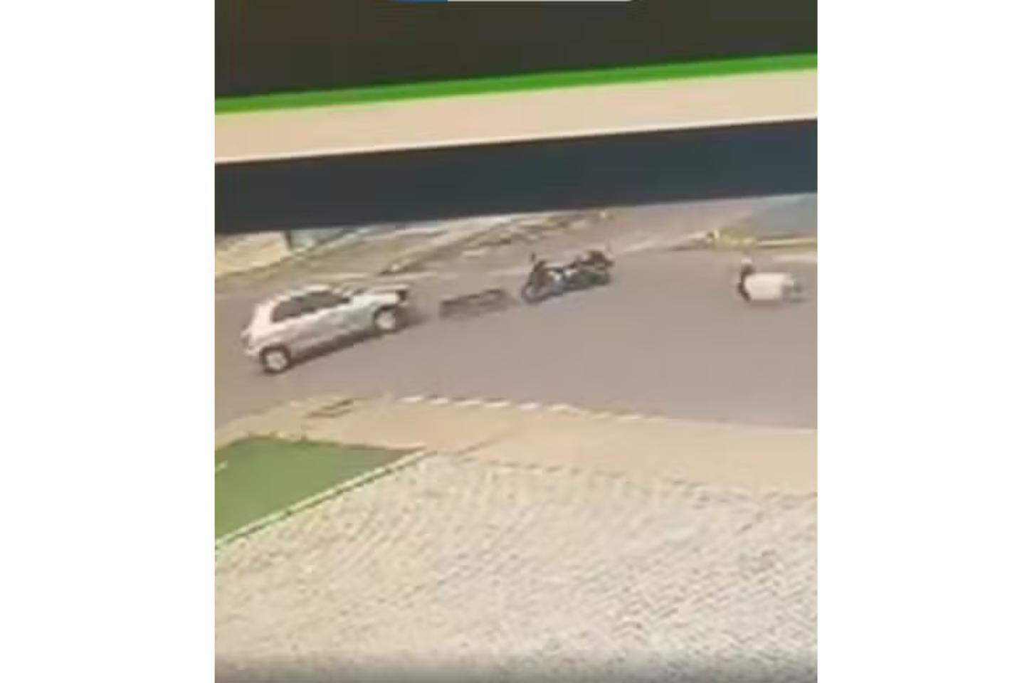 Mulher morre em acidente entre moto e carro da prefeitura de Peixoto de Azevedo