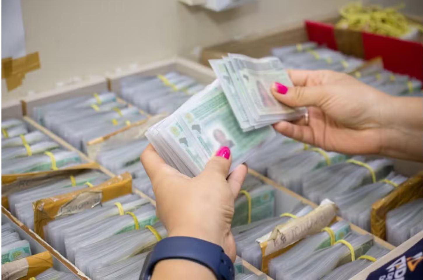 Nova CNH será de graça apenas em formato digital; documento físico será pago