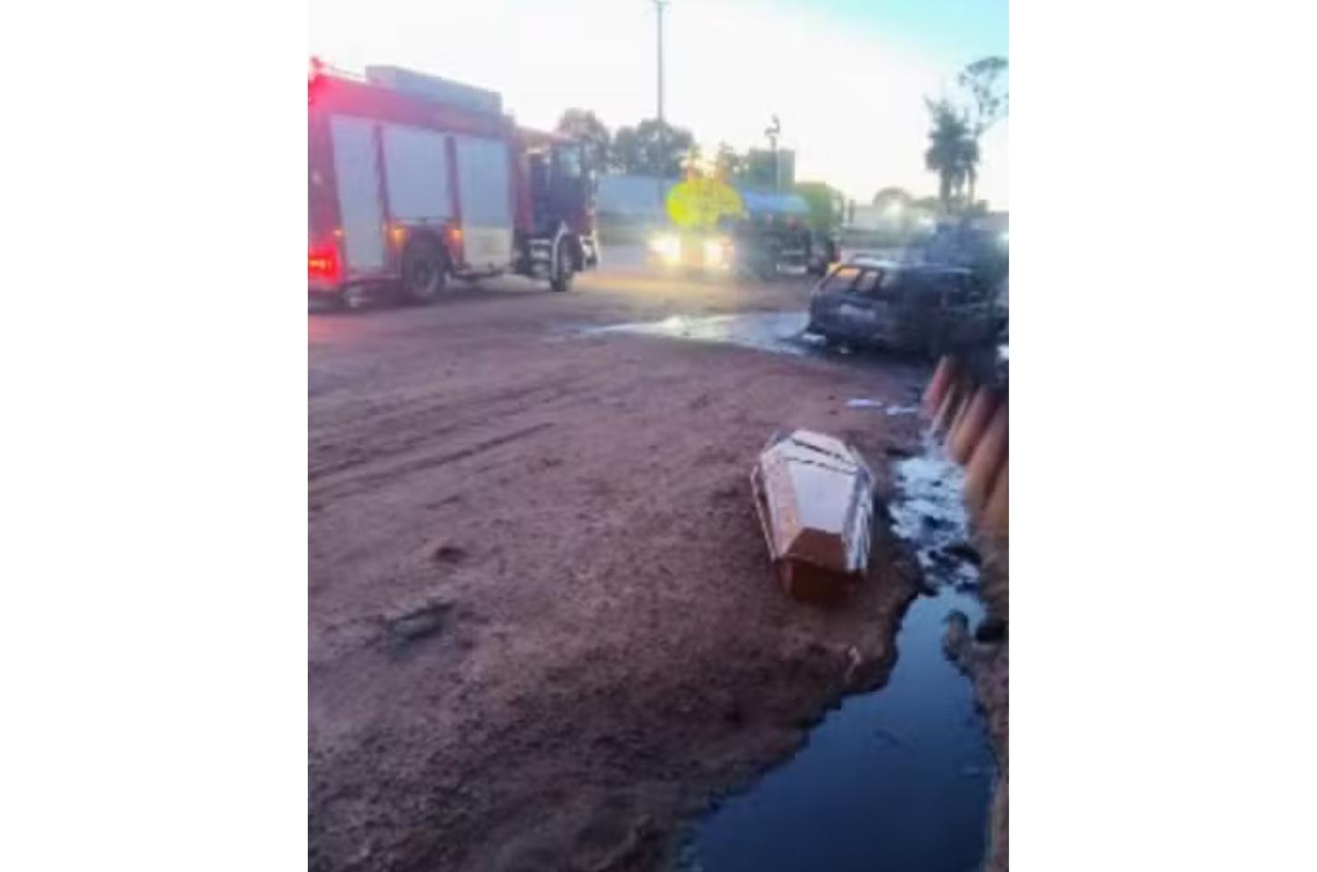 Carro de funerária pega fogo na BR-163 durante transporte de corpo para SP