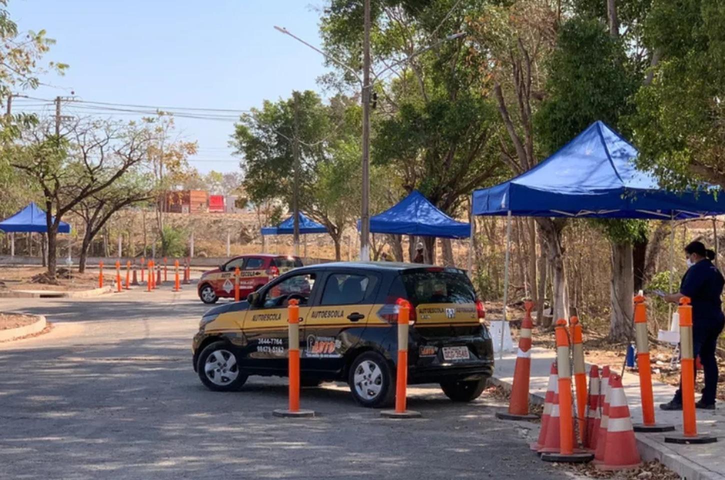 Detran-MT flexibiliza exame da CNH, autoriza carros automáticos e tira baliza como etapa eliminatória