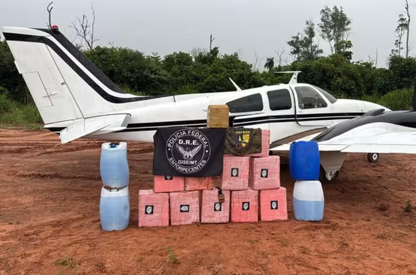 Avião com 500 kg de cocaína é interceptado em pista clandestina de Sinop