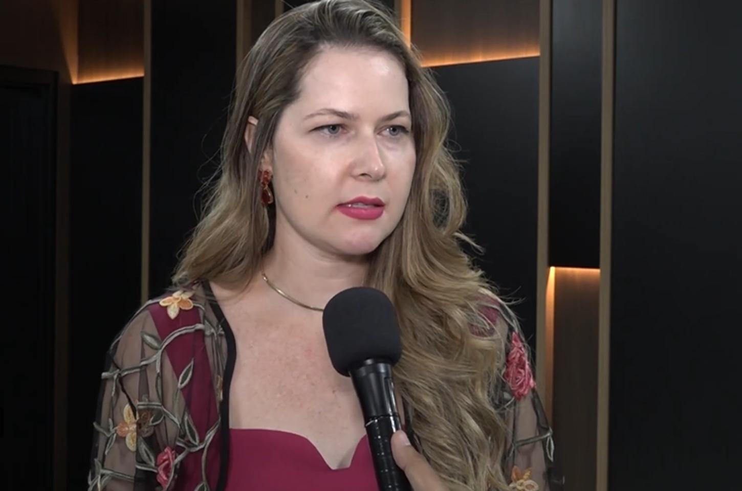 “A família é a primeira ponta de apoio para mulheres que sofrem violência doméstica”, afirma delegada