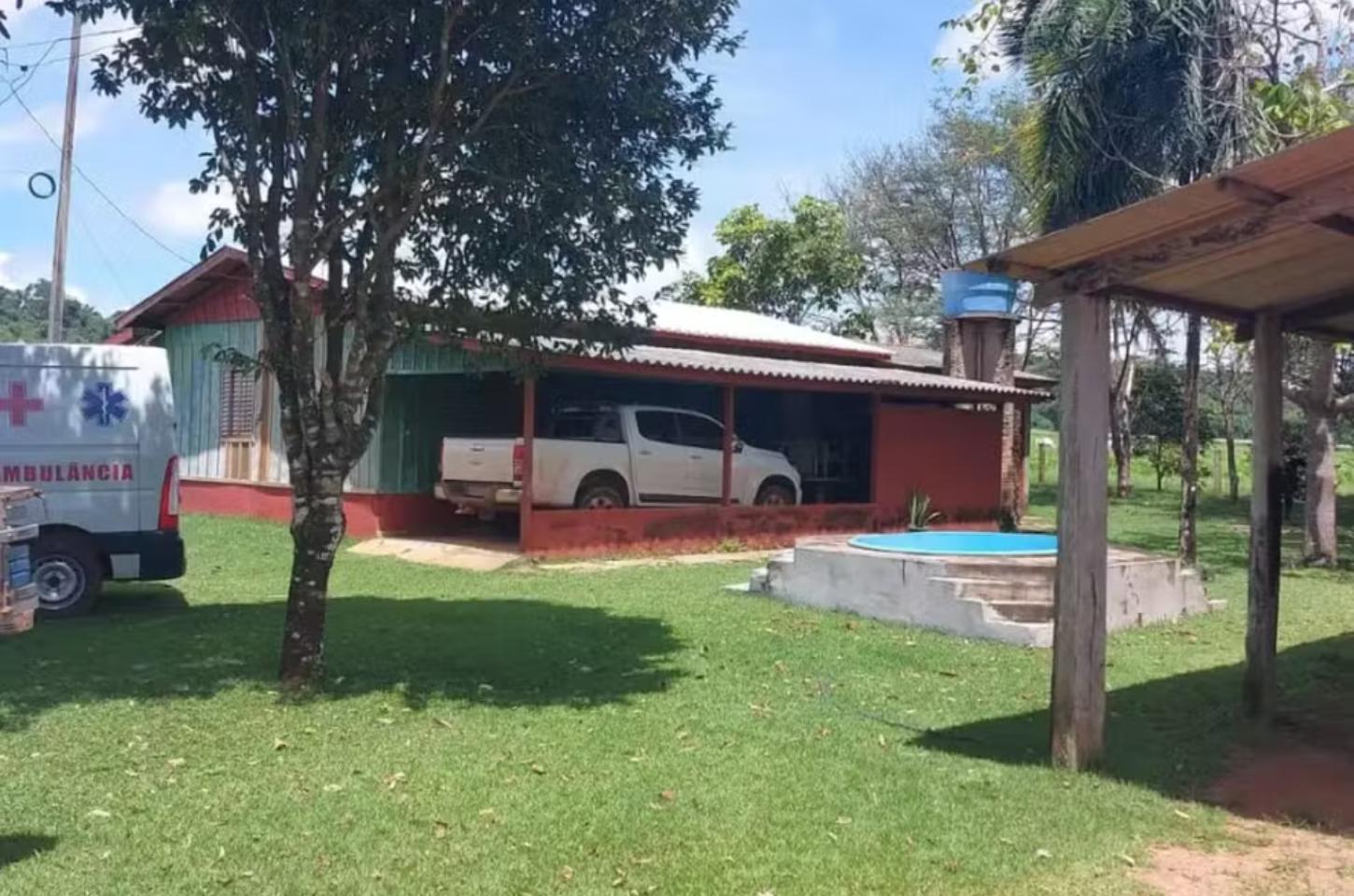 Jovem é morta a tiros pelo ex enquanto buscava pertences com os pais em MT