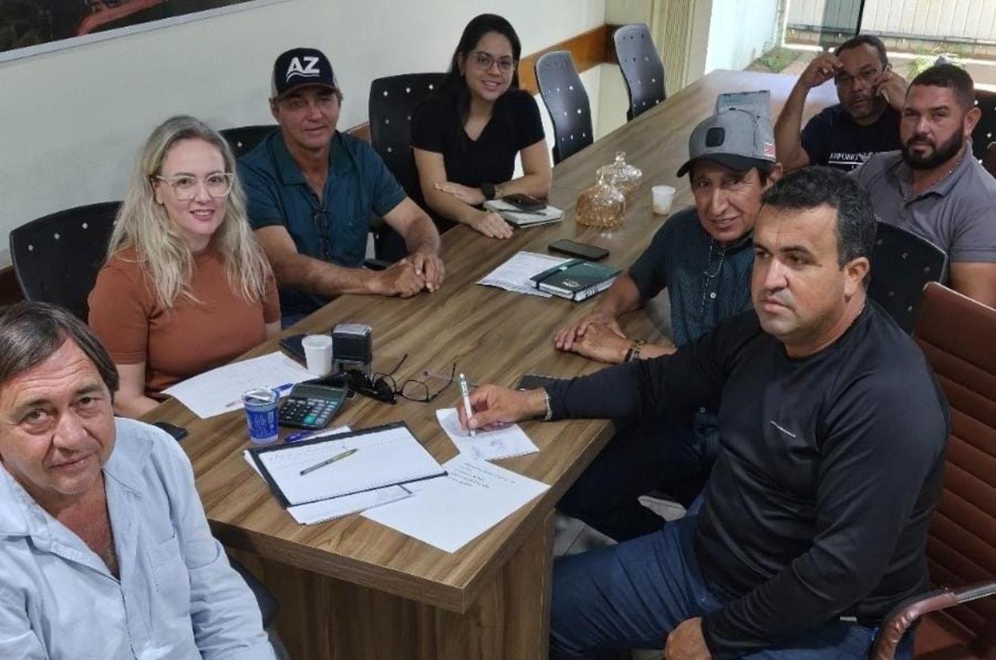 Prefeitura, Acriterra e Câmara de Vereadores definem data da Expoterra 2026 com apoio do Governo do Estado