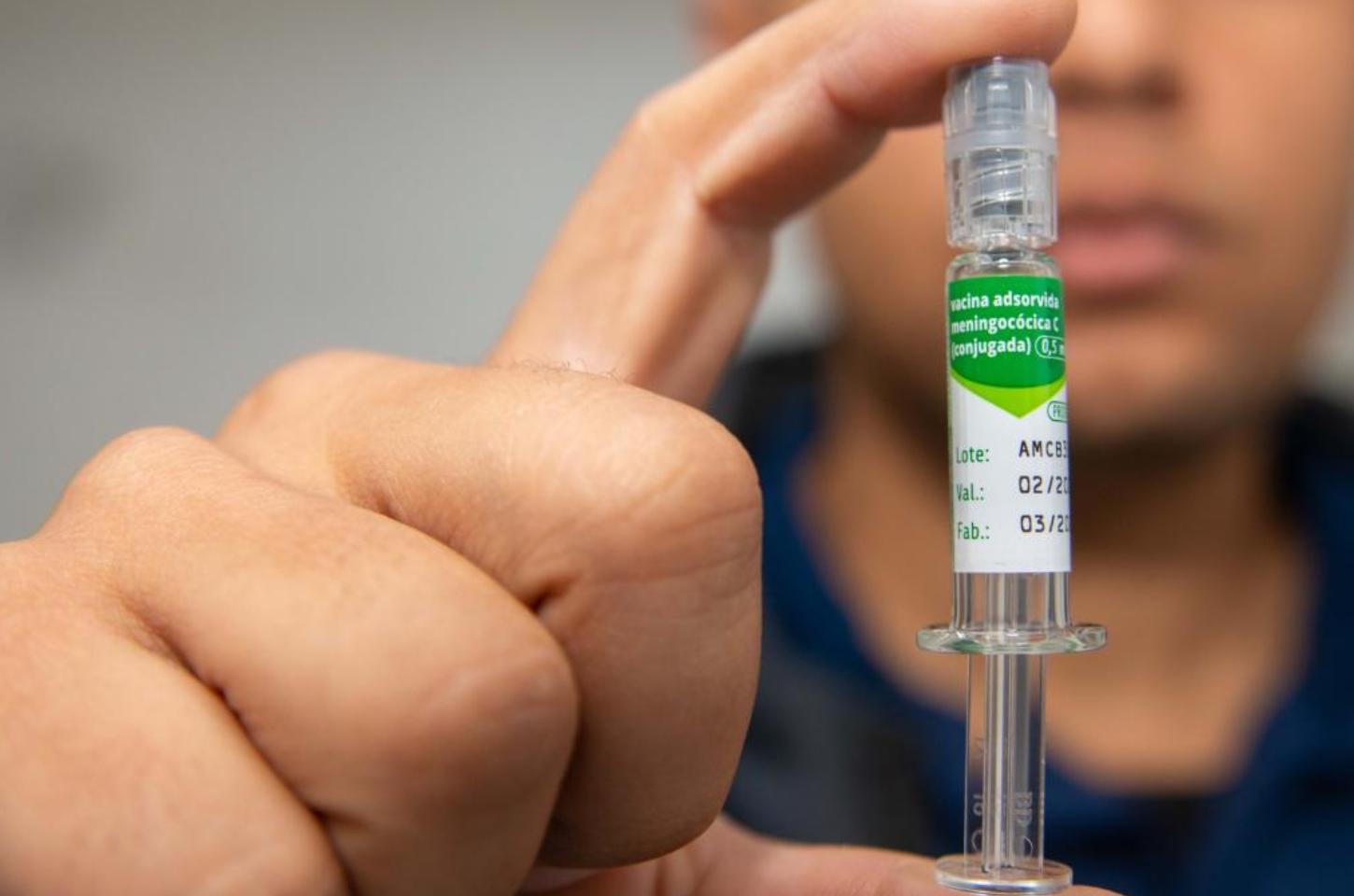 SES monitora casos de meningite e reforça importância da vacinação